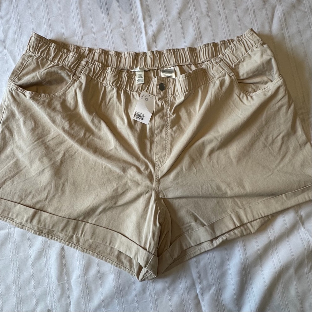 H&M Women's Beige Elastic-Waist Roll-Hem Shorts - Size 4XL - NWT